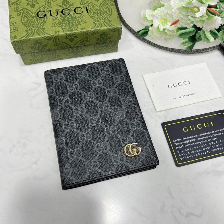 Gucci Wallets 35